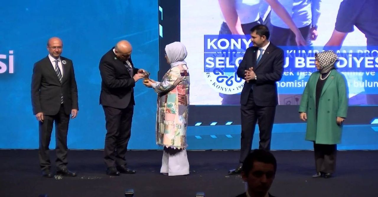 Bakan Kurum Sıfır Atık Zirvesi-2 Bakan Kurum Sıfır Atık Zirvesi-2