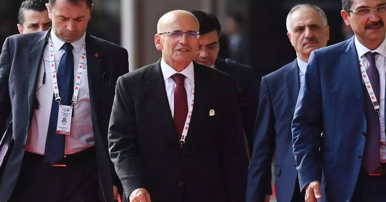 Bakan Şimşek’ten yeni enflasyon rakamı: ‘Yıl sonunda yüzde 42’ye kadar düşebilir’ Bakan Şimşek’ten yeni enflasyon rakamı: ‘Yıl sonunda yüzde 42’ye kadar düşebilir’