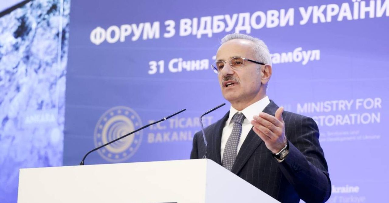 Bakan Uraloğlu Süper Hızlı Tren Bakan Uraloğlu Süper Hızlı Tren