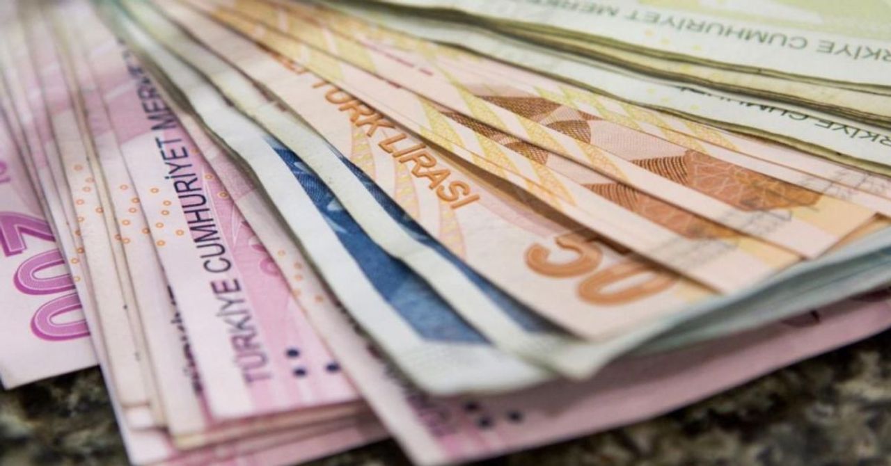 Bankada mevduat hesabı olanları ilgilendiriyor: Yeni aylık getiriler belli oldu! 1,5 aylık faiz düşüşü bitti Bankada mevduat hesabı olanları ilgilendiriyor: Yeni aylık getiriler belli oldu! 1,5 aylık faiz düşüşü bitti