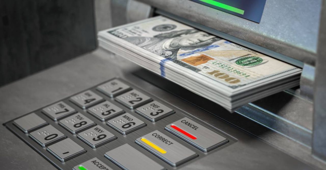 Bankada sistem arızası meydana geldi: ATM’lerden milyonlarca dolar çekildi Bankada sistem arızası meydana geldi: ATM’lerden milyonlarca dolar çekildi