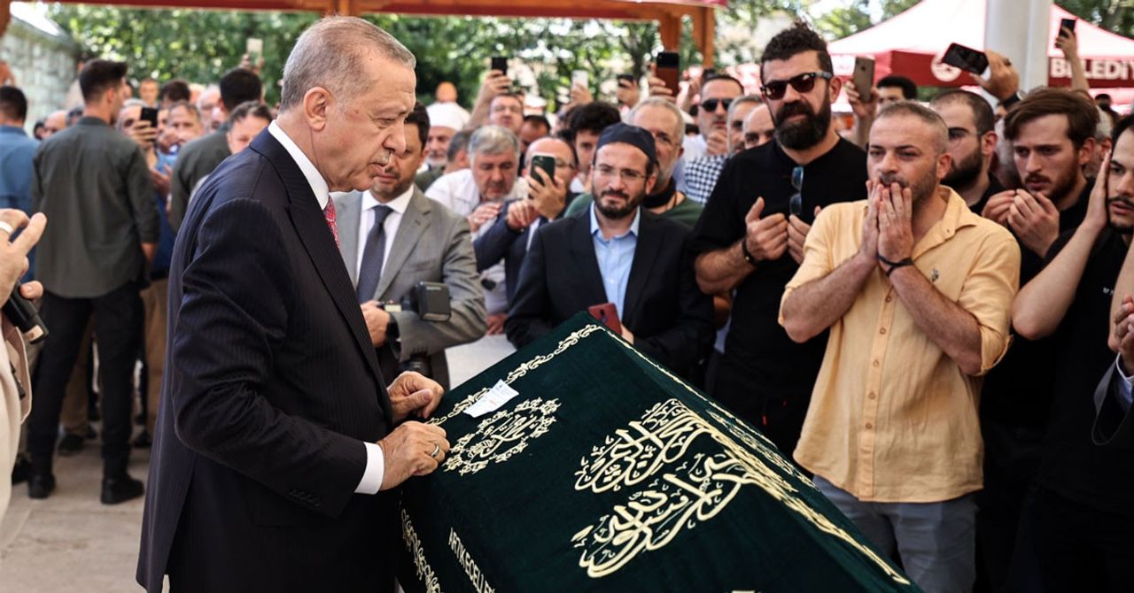 Başkan Erdoğan cenazeye katıldı Başkan Erdoğan cenazeye katıldı