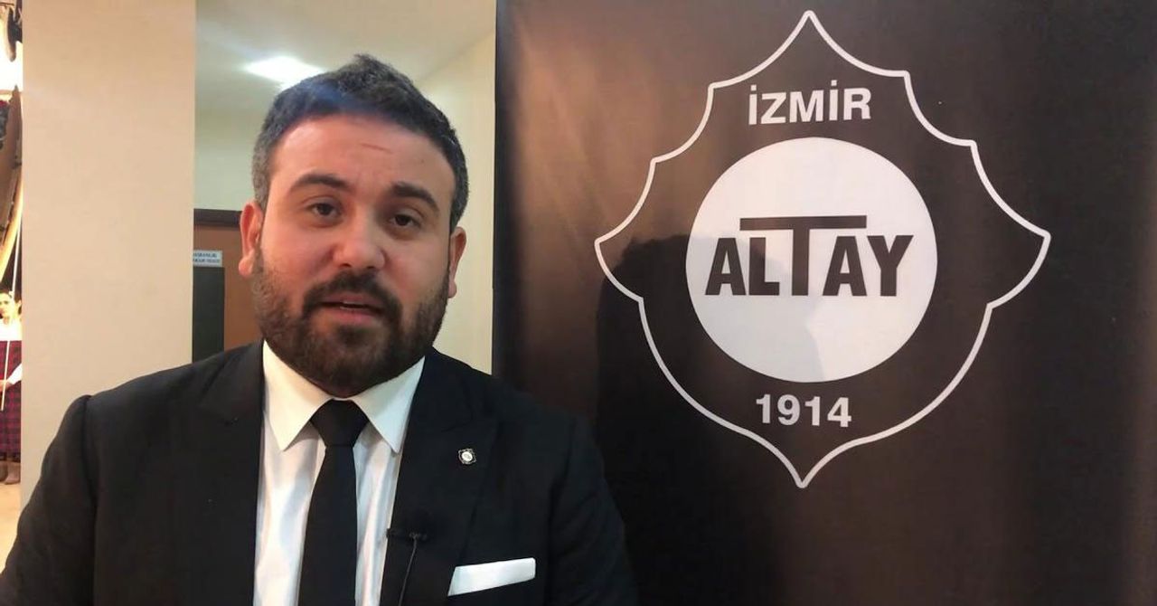 Başkan istifa etti. Başkan istifa etti.