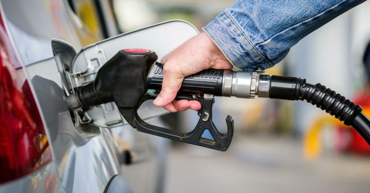 Bayram dönüşünde olanlara kötü haber: Benzin ve motorine aynı anda zam gelecek
