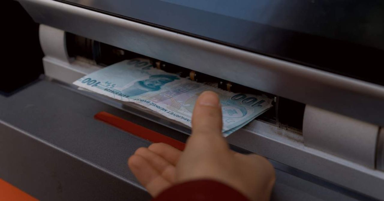 Bayram İkramiyesi 3 Bin Lira Bayram İkramiyesi 3 Bin Lira