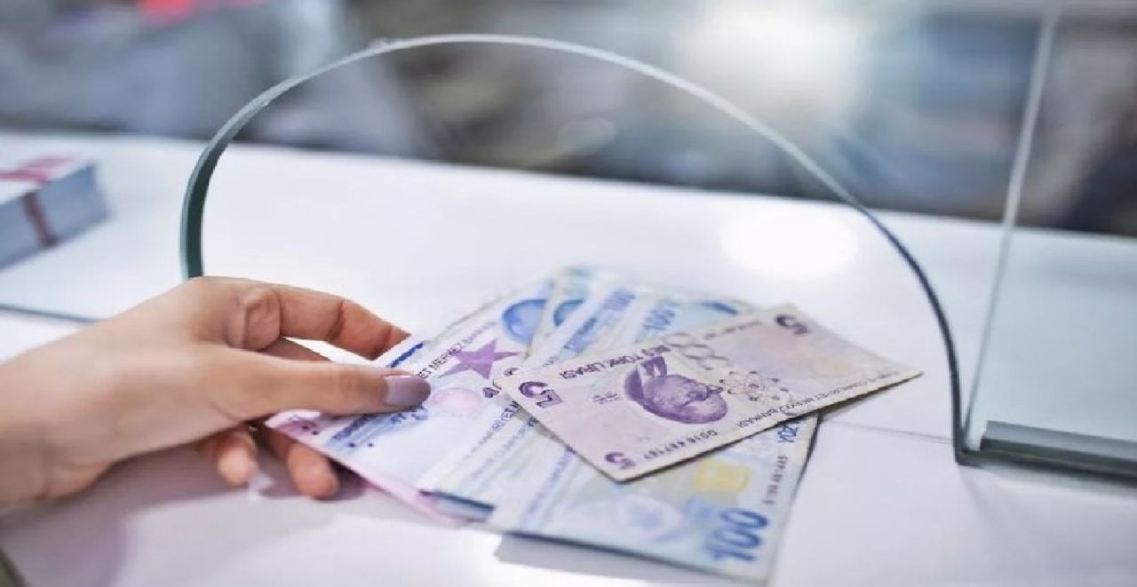 Bayram öncesi tıkır tıkır hesaplara 3.000 TL ödeme yatırılıyor! Yapı Kredi Halkbank Garanti fark etmez Bayram öncesi tıkır tıkır hesaplara 3.000 TL ödeme yatırılıyor! Yapı Kredi Halkbank Garanti fark etmez