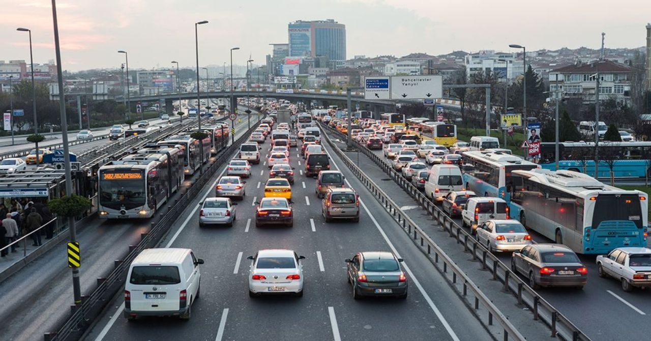 BDDK’nın taşıt kredisi kararı piyasaları hareketlendirdi: Sıfır ve ikinci el otomobilde son durum ne?