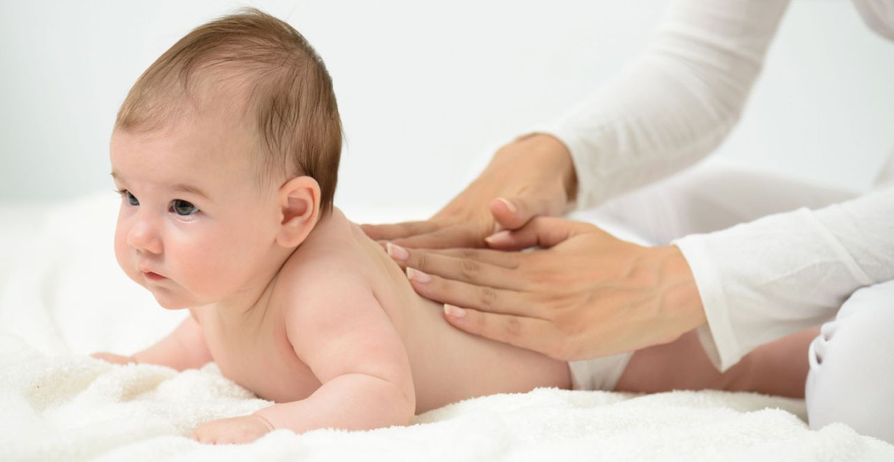 Bebek gazı nasıl çıkarılır? Bebek gazı nasıl çıkarılır?