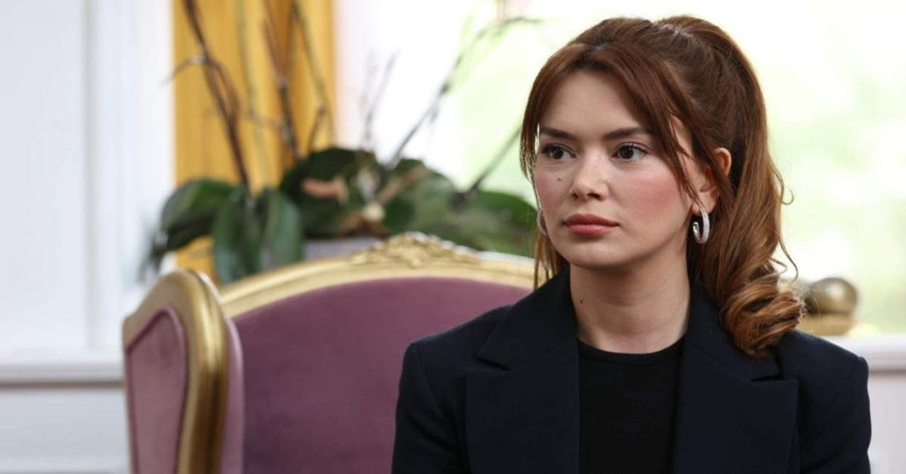 Bir Küçük Gün Işığı 33 Bölüm Fragmanı Bir Küçük Gün Işığı 33 Bölüm Fragmanı