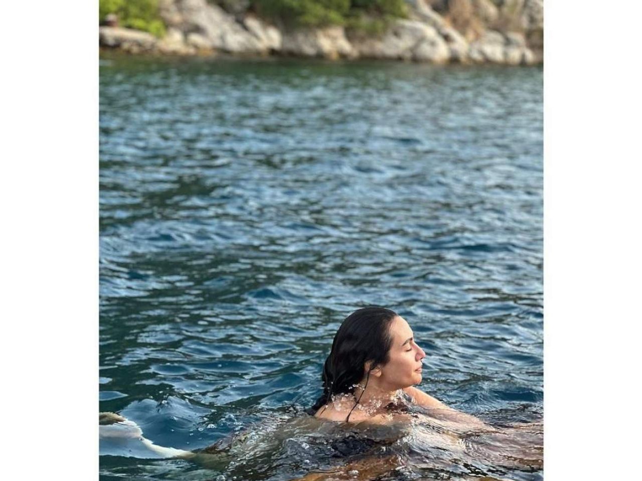 birce akalay tatil pozları birce akalay tatil pozları