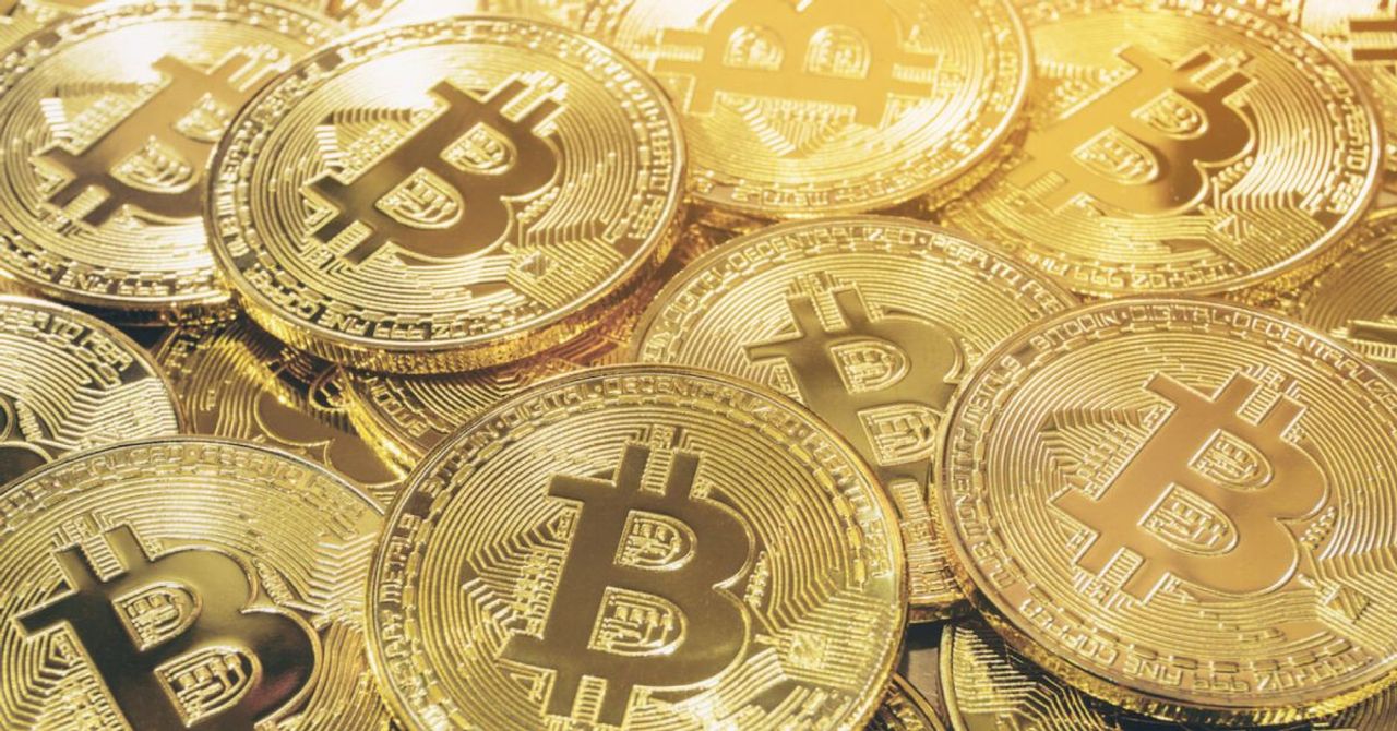 Bitcoin yere çakıldı: Aylar sonra 61 bin doların altına geriledi Bitcoin yere çakıldı: Aylar sonra 61 bin doların altına geriledi