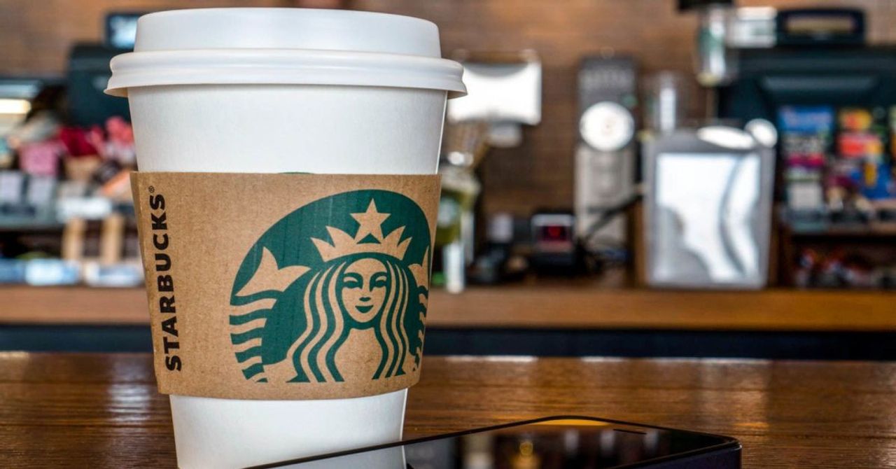 Boykotların hedefindeki Starbucks’tan yeni karar: Türkiye’deki ürünlerine zam yaptı Boykotların hedefindeki Starbucks’tan yeni karar: Türkiye’deki ürünlerine zam yaptı