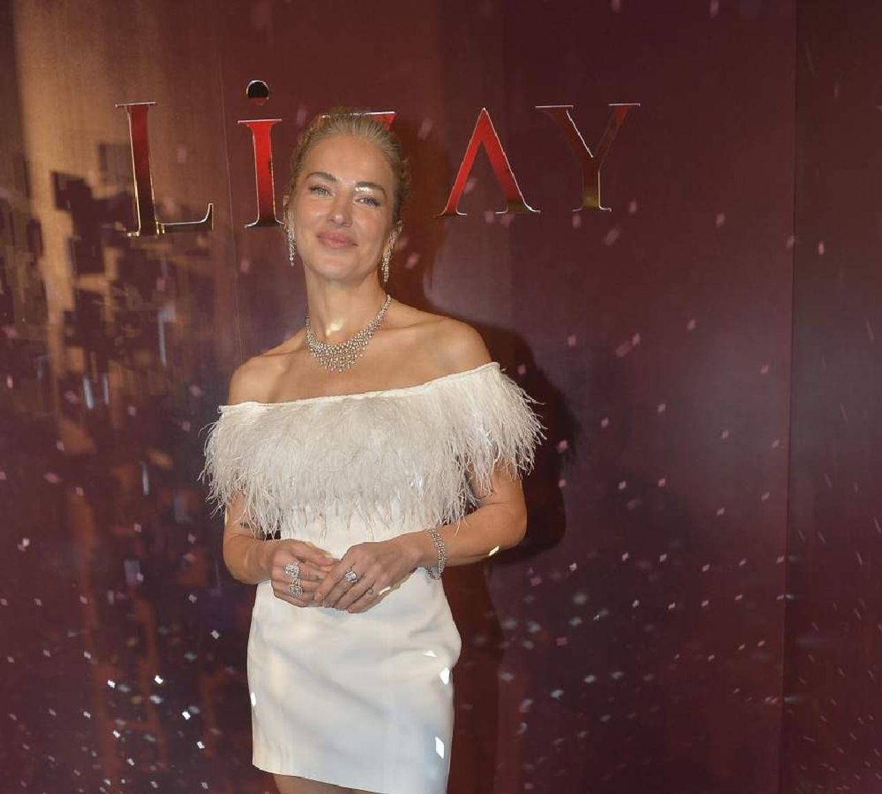 Burcu Esmersoy’un rol aldığı mücevher markası Lizay kime ait, sahibi kim? Burcu Esmersoy’un rol aldığı mücevher markası Lizay kime ait, sahibi kim?