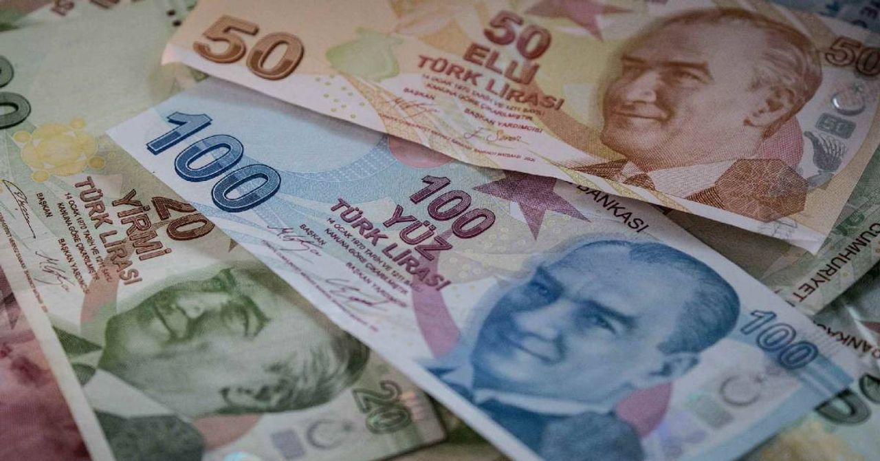 Çalışan Emeklilere İkramiye Çalışan Emeklilere İkramiye