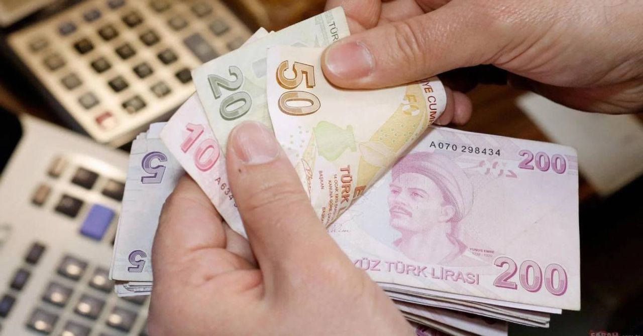 Çalışan Emeklilere İkramiye Çalışan Emeklilere İkramiye