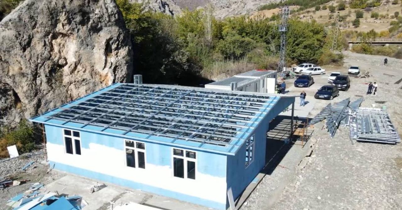 Çelik Köy Evi Çelik Köy Evi