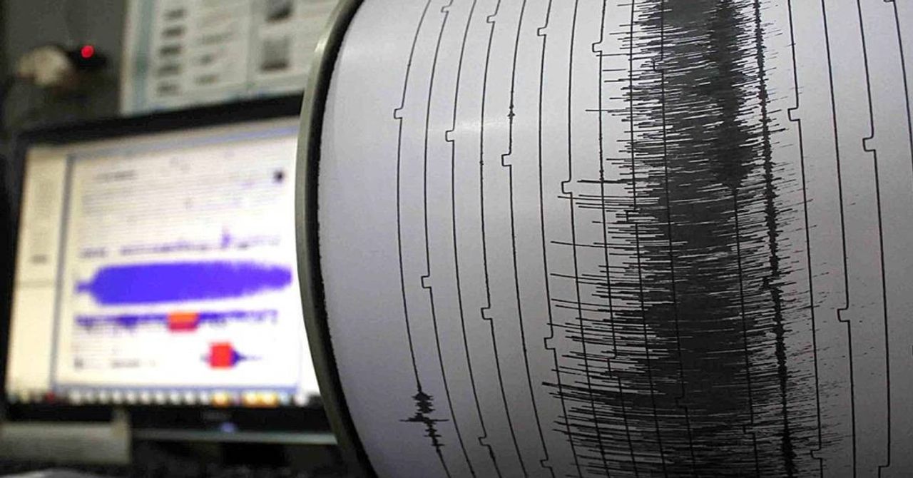 Cezayir’de deprem Cezayir’de deprem