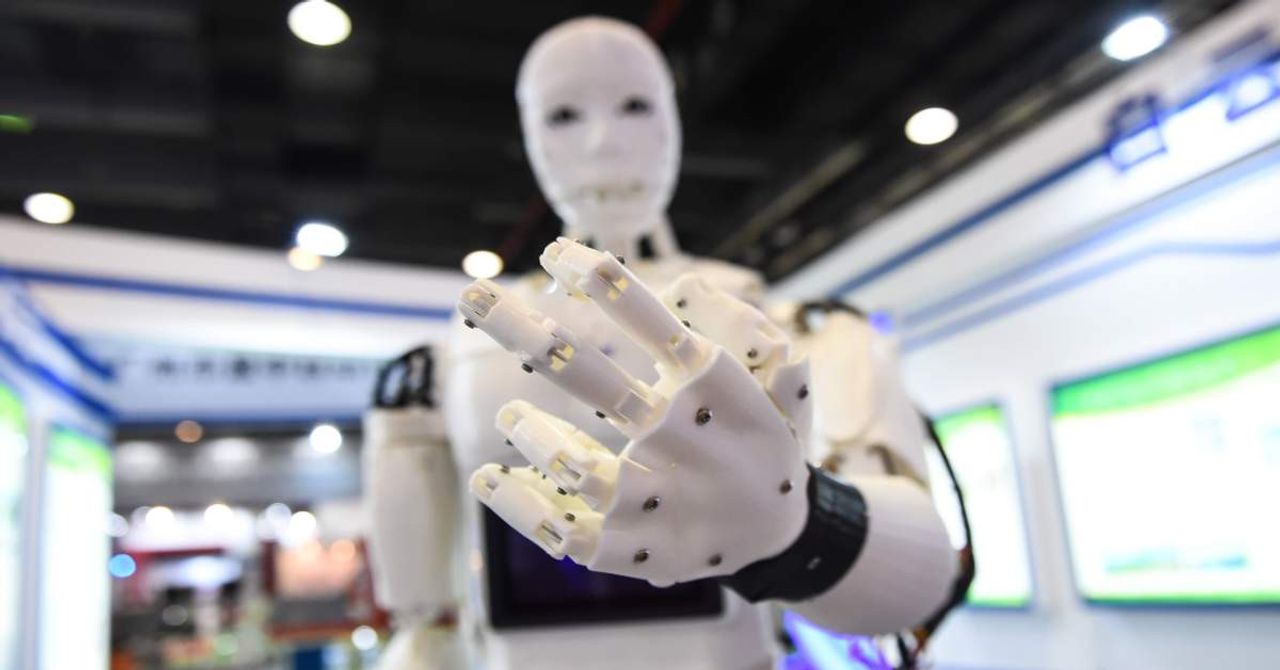 Çin İnsansı Robot Çin İnsansı Robot