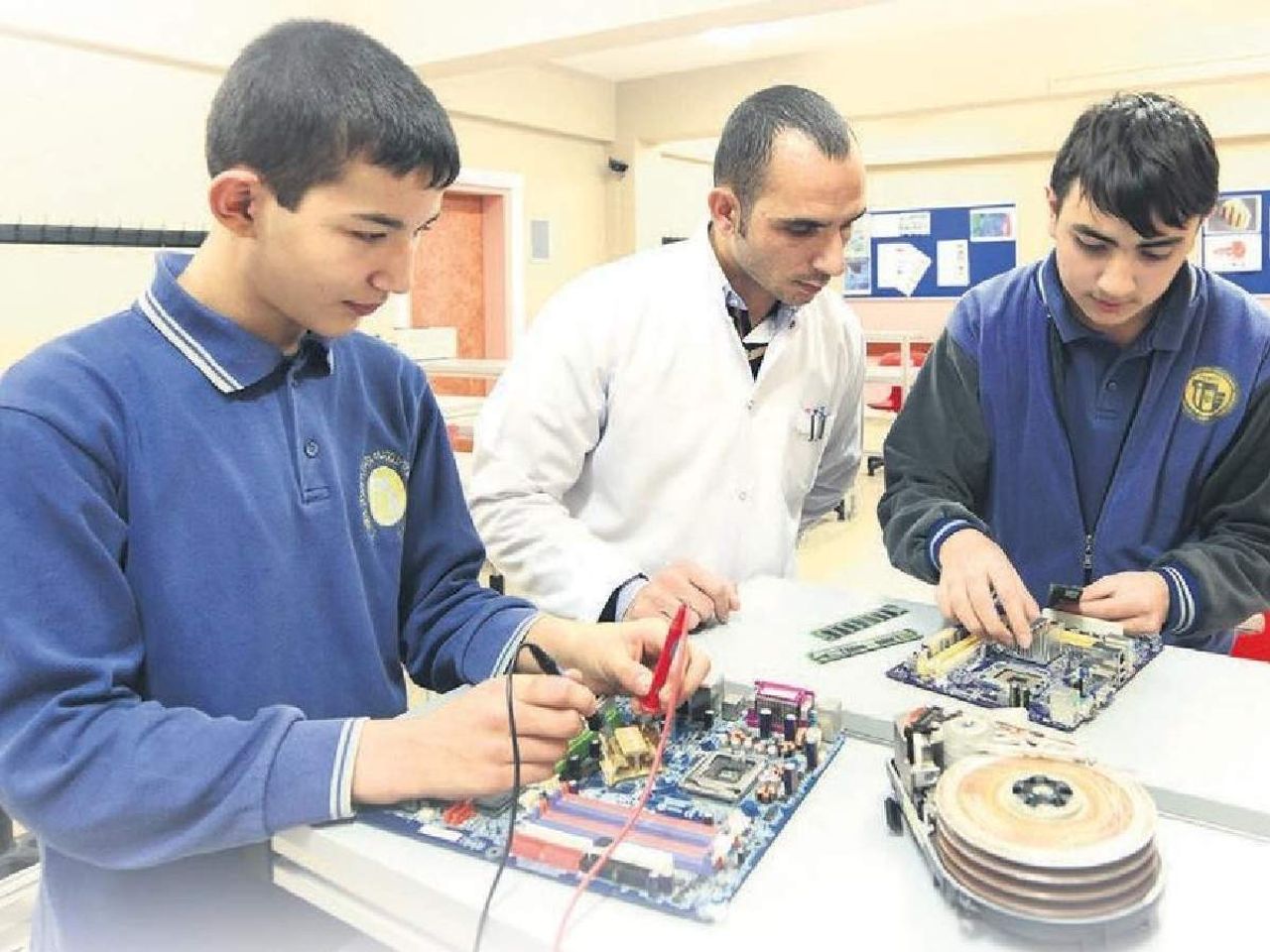 Çıraklık okulu maaşları ne kadar, kaç TL? Çıraklık okulu maaşları ne kadar, kaç TL?