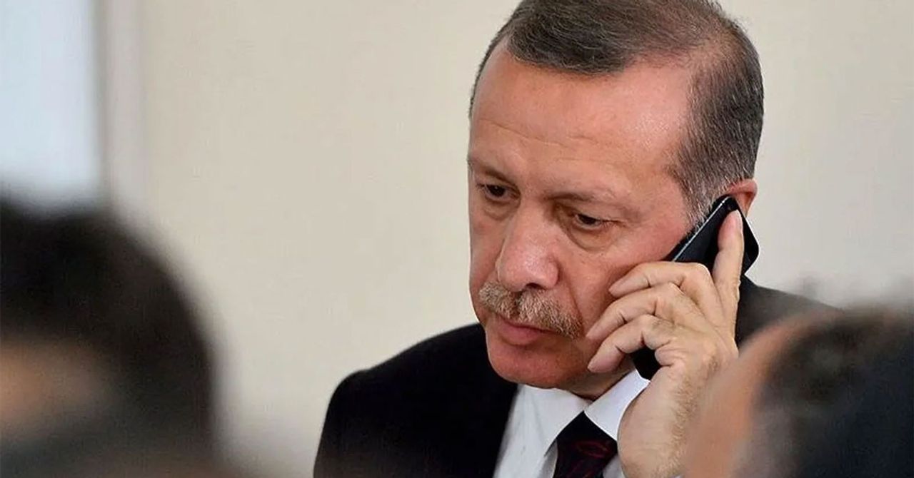 Cumhurbaşkanı Erdoğan, bayramda başlattığı telefon diplomasisine bugünde devam ediyor. Erdoğan, Katar Emiri Şeyh Temim bin Hamed Al Sani ile telefon görüşmesi gerçekleştirdi. Başta İsrail’in Gazze’ye yönelik saldırıları olmak üzere çok sayıdaki konu hakkında fikir alış verişinde bulundu. Cumhurbaşkanı Erdoğan, bayramda başlattığı telefon diplomasisine bugünde devam ediyor. Erdoğan, Katar Emiri Şeyh Temim bin Hamed Al Sani ile telefon görüşmesi gerçekleştirdi. Başta İsrail’in Gazze’ye yönelik saldırıları olmak üzere çok sayıdaki konu hakkında fikir alış verişinde bulundu.