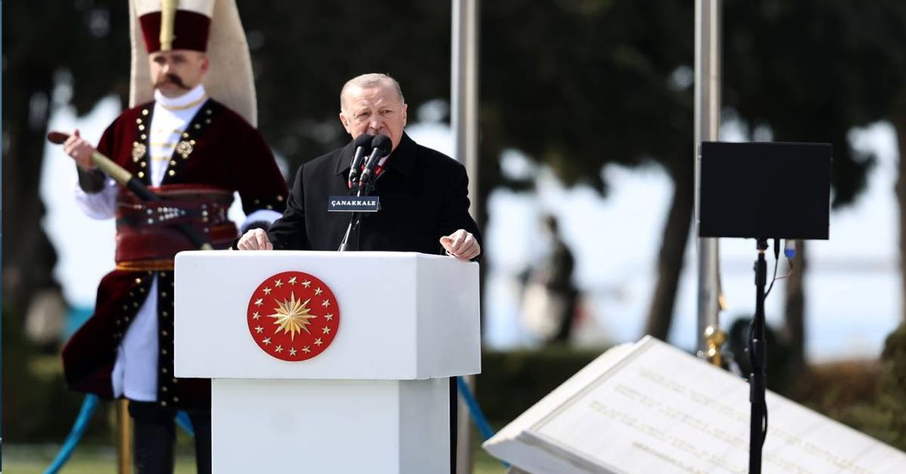Cumhurbaşkanı Erdoğan’dan Çanakkale Zaferi sözleri: ‘Dünyanın en güçlü ordularını dize getiren şanlı bir destan’ Cumhurbaşkanı Erdoğan’dan Çanakkale Zaferi sözleri: ‘Dünyanın en güçlü ordularını dize getiren şanlı bir destan’