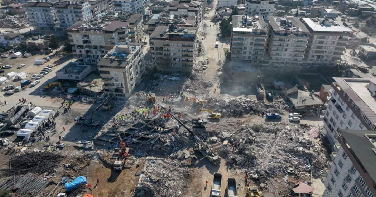 Deprem Kayıp Çocuklar Deprem Kayıp Çocuklar
