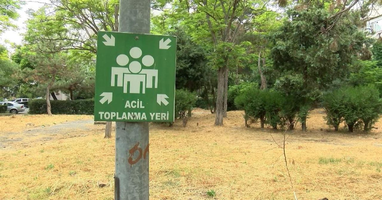 Deprem Toplanma Alanı Deprem Toplanma Alanı