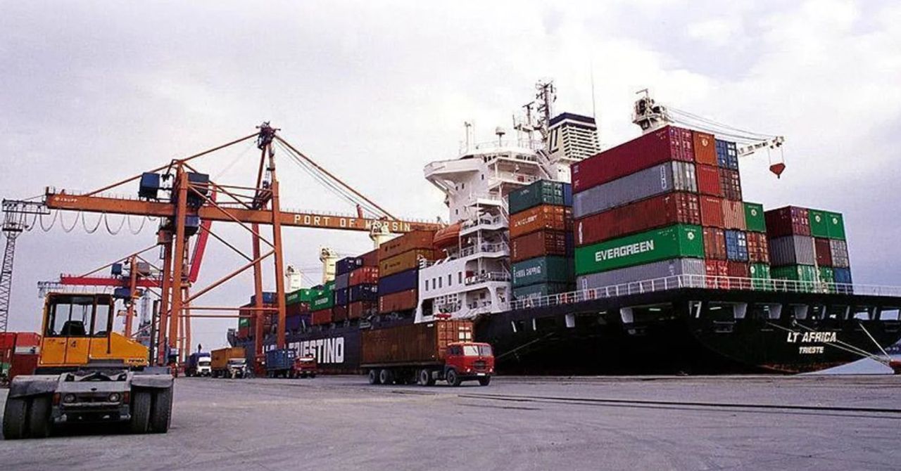 Dış ticarette rekor üstüne rekor: O ülkeye tam 683,7 milyon dolar ihracat yapıldı Dış ticarette rekor üstüne rekor: O ülkeye tam 683,7 milyon dolar ihracat yapıldı