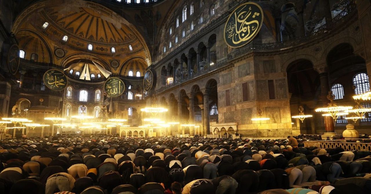 Diyanet açıkladı: İşte illere göre Ramazan Bayramı namazı saatleri Diyanet açıkladı: İşte illere göre Ramazan Bayramı namazı saatleri