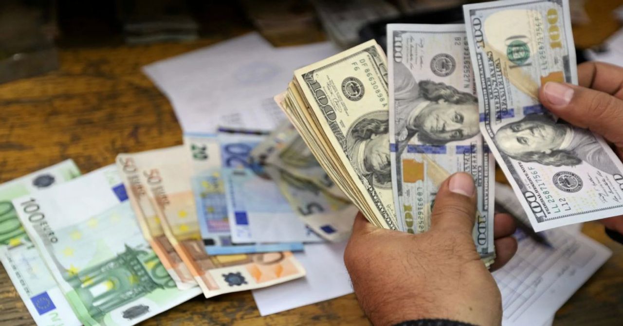 Dolar ve euro fiyatlarında son durum: 14 Mayıs rakamları belli oldu Dolar ve euro fiyatlarında son durum: 14 Mayıs rakamları belli oldu