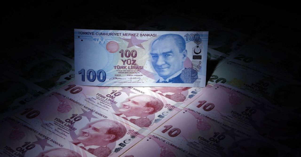 Düzenlemenin çalışmaları uzun süredir devam ediyordu: Kamuda birden fazla maaş uygulaması sona eriyor Düzenlemenin çalışmaları uzun süredir devam ediyordu: Kamuda birden fazla maaş uygulaması sona eriyor