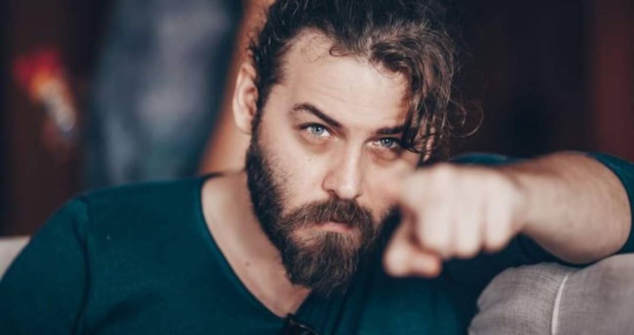 Elraenn kimdir? Elraenn kimdir?