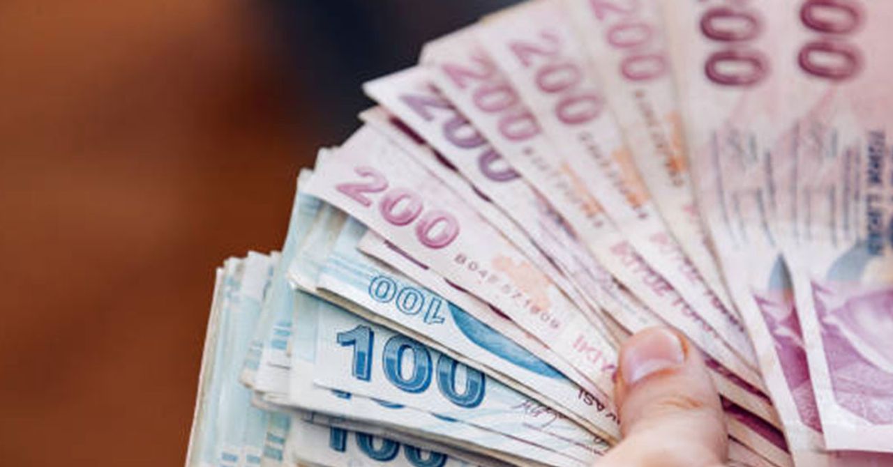 Emekli ve memur maaşlarına zam Emekli ve memur maaşlarına zam