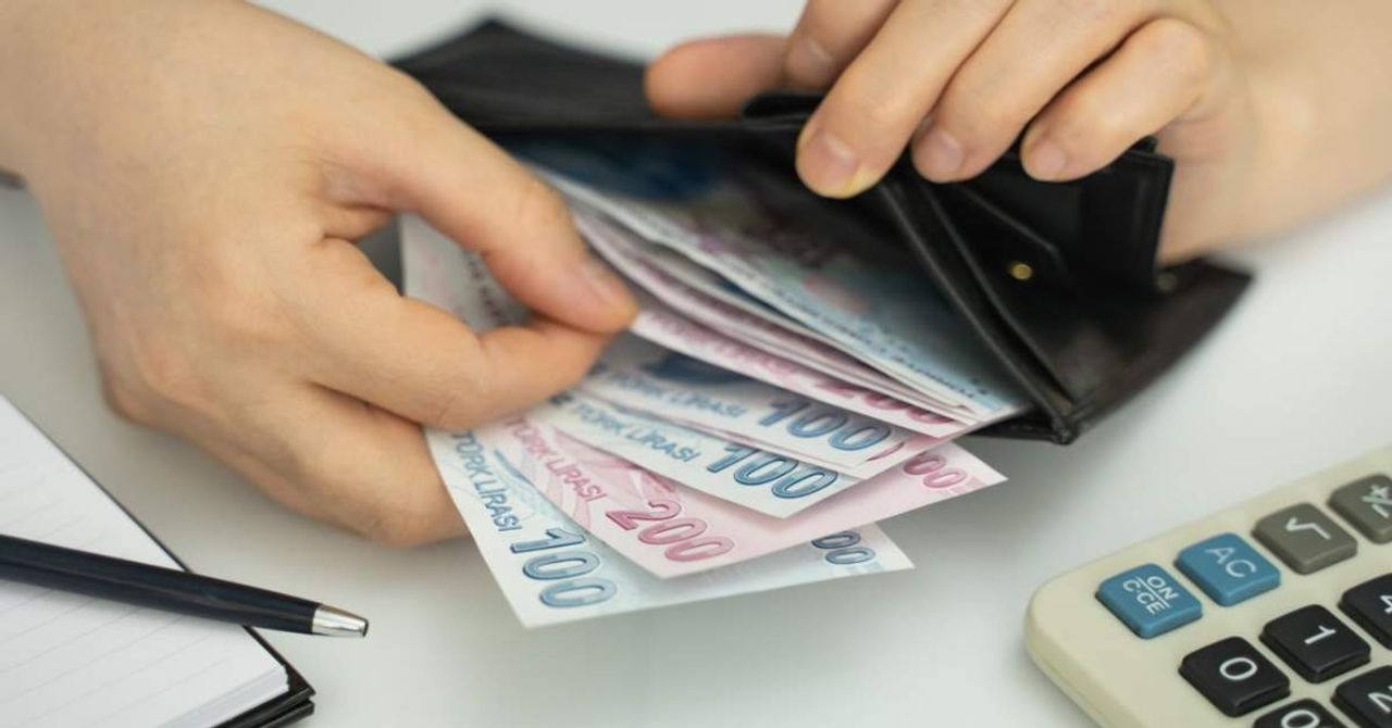Emekli ve Memur Zammı 2023 Emekli ve Memur Zammı 2023