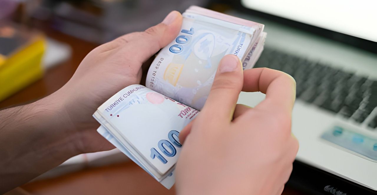 Emekliler 100.000 TL ek ödemenin sahibi olacak! O bankadan duyuru geldi Emekliler 100.000 TL ek ödemenin sahibi olacak! O bankadan duyuru geldi