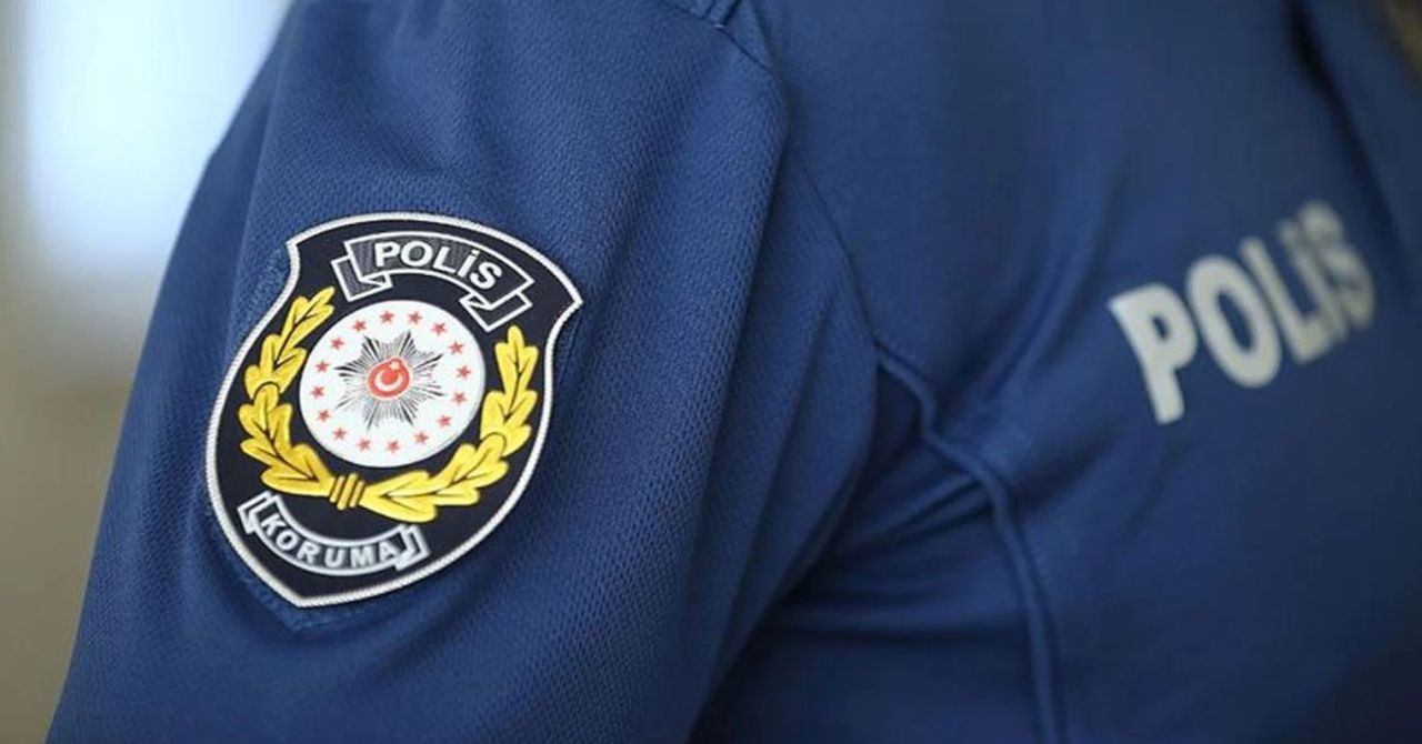Emniyet acı haberi duyurdu: Kazada yaralanan Polis Memuru Muhammed Erdem Yiğit şehit oldu Emniyet acı haberi duyurdu: Kazada yaralanan Polis Memuru Muhammed Erdem Yiğit şehit oldu