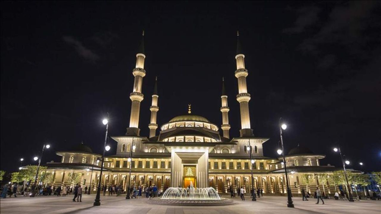 Enderun usulü teravih namazı nedir? Enderun usulü teravih namazı nedir?
