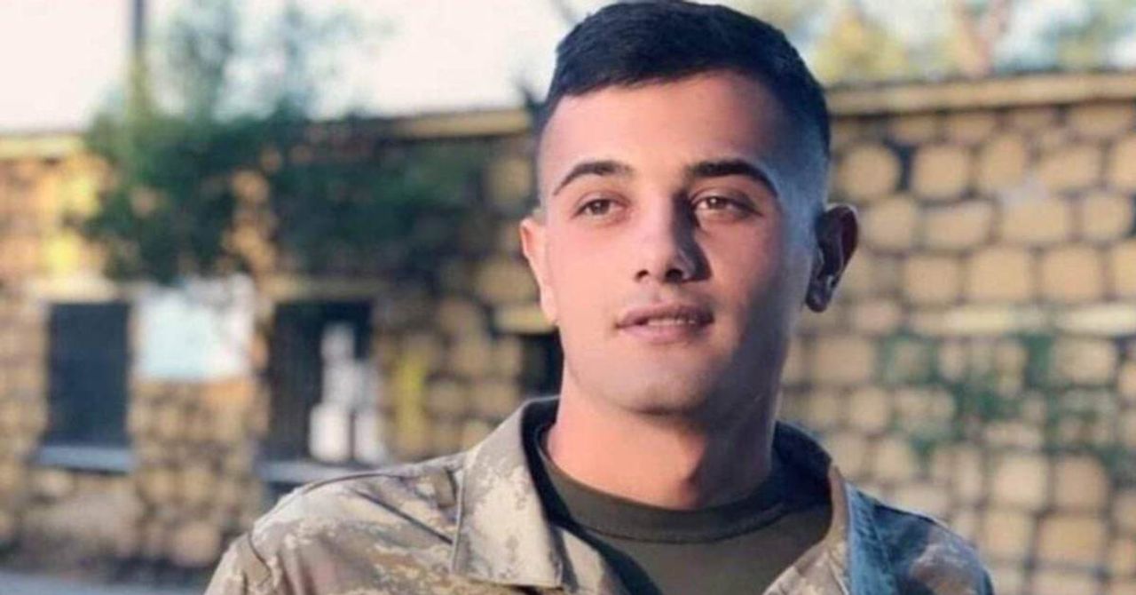 Enes Kırmızıkoç Enes Kırmızıkoç
