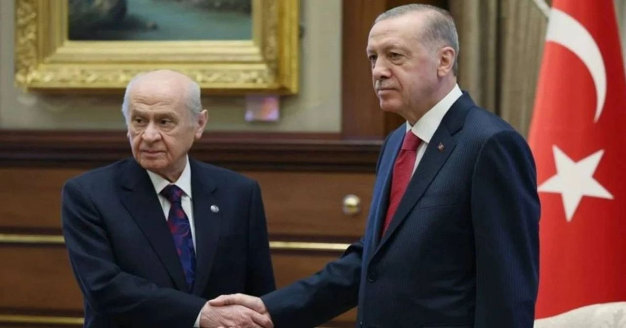 Erdoğan-Bahçeli zirvesinin detayları ortaya çıktı: ‘Sonuna kadar gidilsin’ Erdoğan-Bahçeli zirvesinin detayları ortaya çıktı: ‘Sonuna kadar gidilsin’