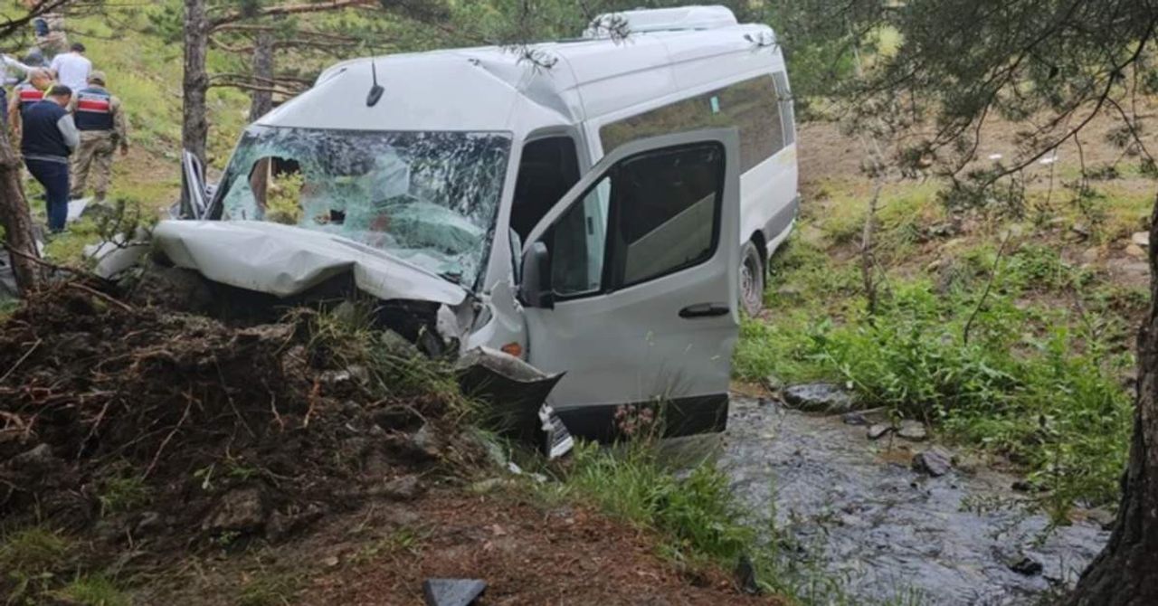 Erzincan Minibüs Kaza Erzincan Minibüs Kaza