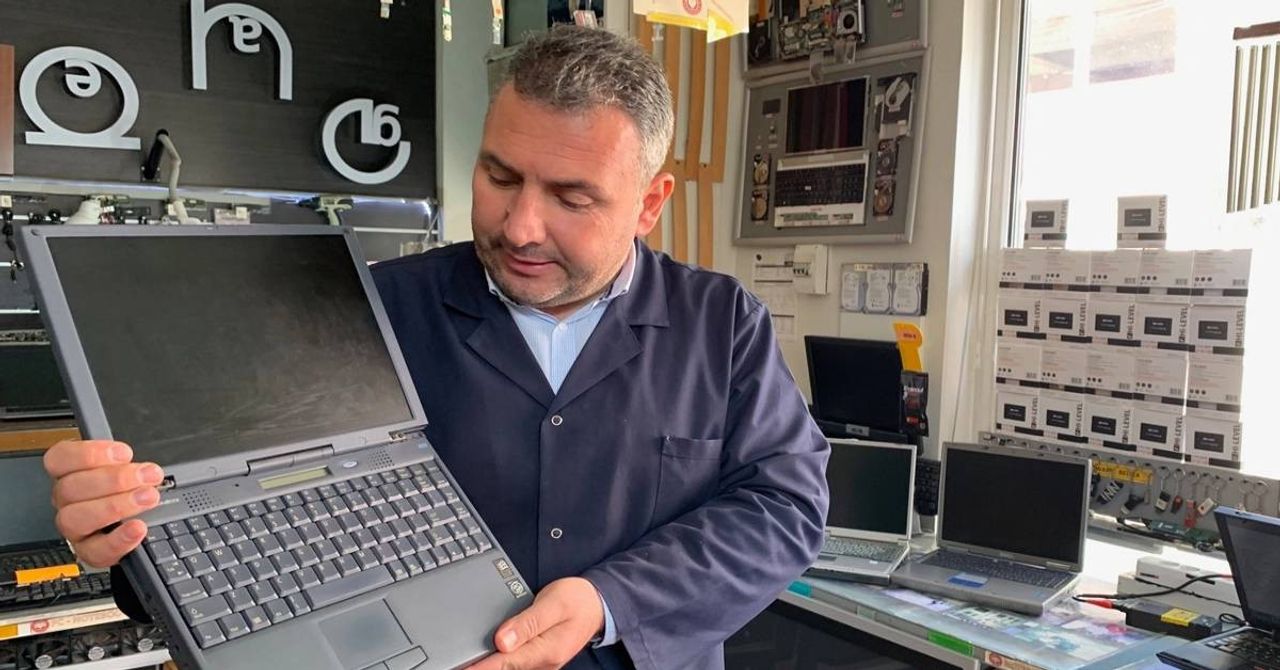 Eski Laptop-1 Eski Laptop-1
