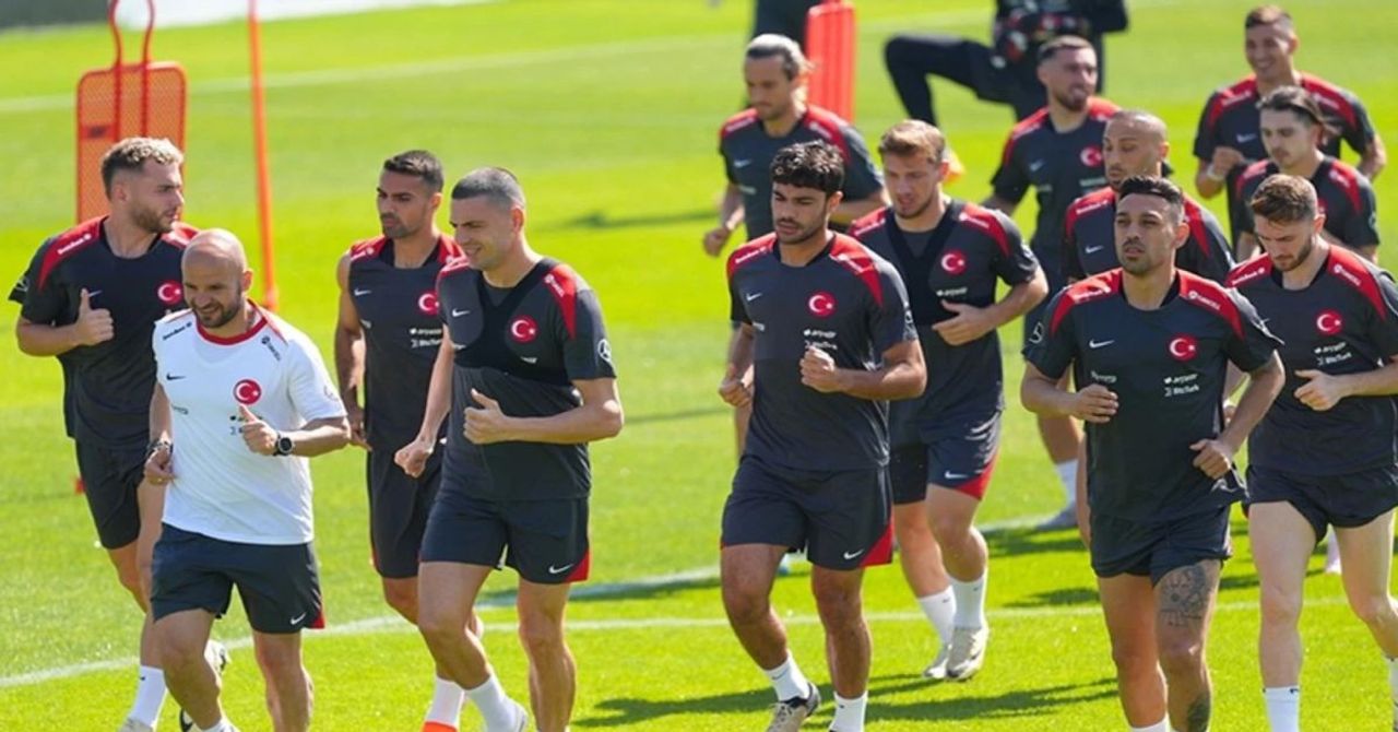 EURO 2024 hazırlıkları tamamlanıyor: Türkiye Polonya ile karşı karşıya gelecek EURO 2024 hazırlıkları tamamlanıyor: Türkiye Polonya ile karşı karşıya gelecek
