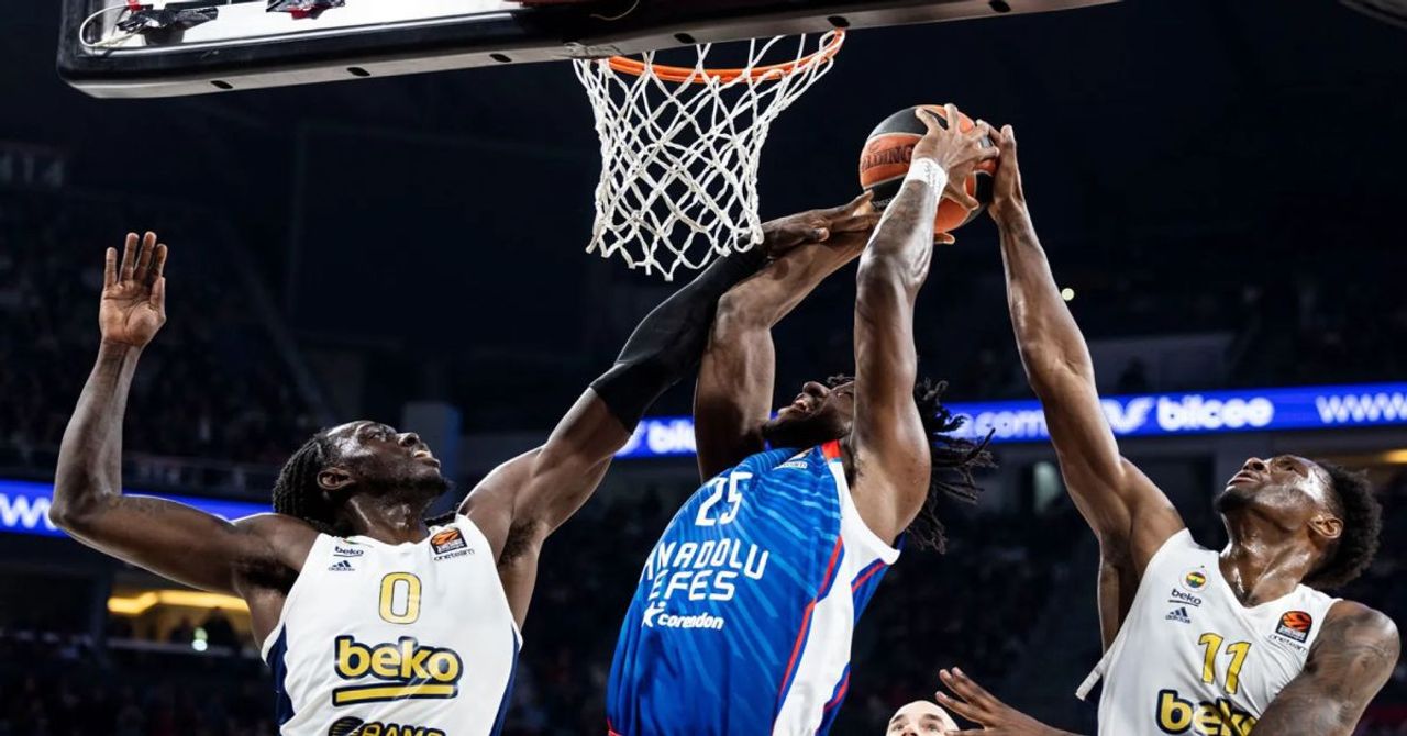 Euroleague’de Türk derbisi heyecanı: Fenerbahçe Beko-Anadolu Efes maçı ne zaman, saat kaçta ve hangi kanalda? Euroleague’de Türk derbisi heyecanı: Fenerbahçe Beko-Anadolu Efes maçı ne zaman, saat kaçta ve hangi kanalda?