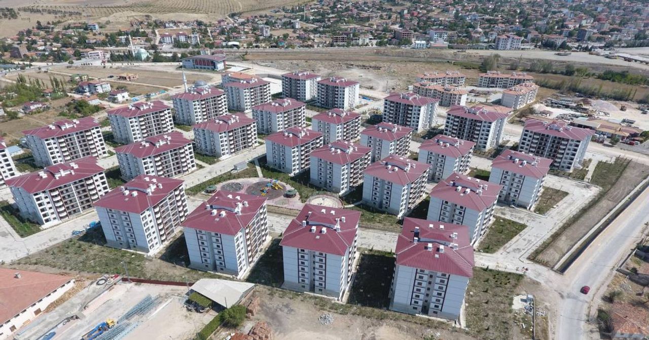 Ev sahibi ve kiracıları ilgilendiriyor: Konut Fiyat Endeksi açıklandı Ev sahibi ve kiracıları ilgilendiriyor: Konut Fiyat Endeksi açıklandı