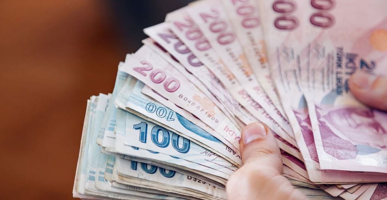 Ev sahipleri dikkat! O günü kaçırırsanız gecikme cezası ödeyebilirsiniz Ev sahipleri dikkat! O günü kaçırırsanız gecikme cezası ödeyebilirsiniz