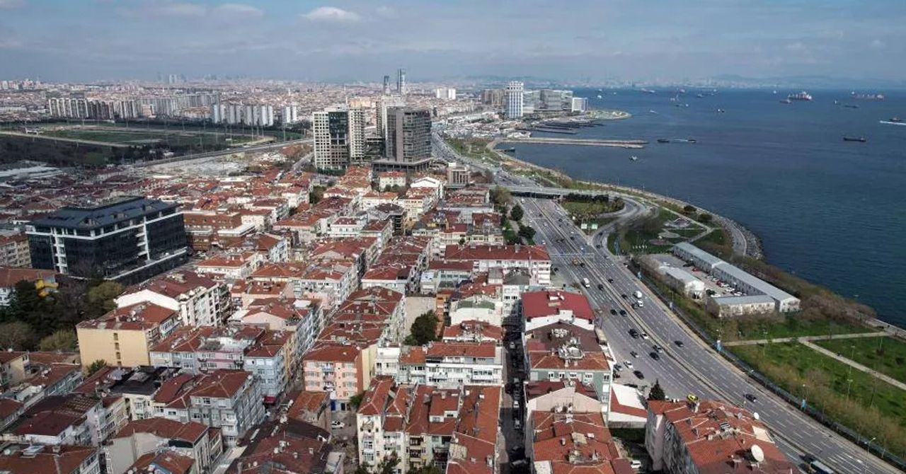 Evler boşta kaldı Evler boşta kaldı