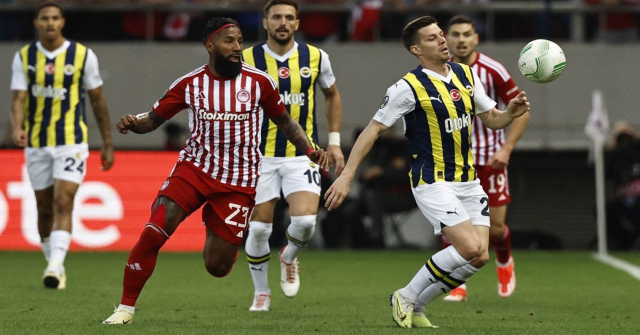 Fenerbahçe, Olympiakos’a deplasmanda kaybetti: Yarı final şansı İstanbul’a taşındı Fenerbahçe, Olympiakos’a deplasmanda kaybetti: Yarı final şansı İstanbul’a taşındı