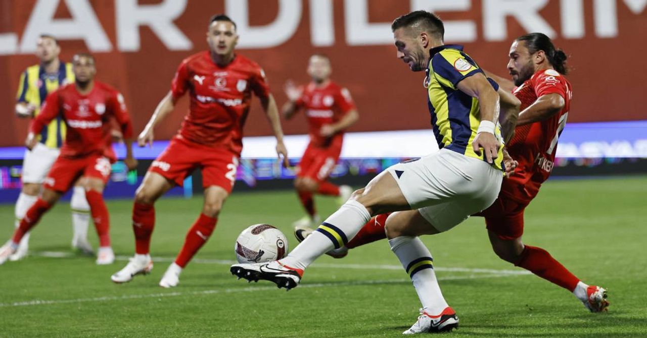 Fenerbahçe-Pendikspor maçı ne zaman, saat kaçta ve hangi kanalda? FB Pendik maçı bilet fiyatları ve muhtemel ilk 11’ler Fenerbahçe-Pendikspor maçı ne zaman, saat kaçta ve hangi kanalda? FB Pendik maçı bilet fiyatları ve muhtemel ilk 11’ler