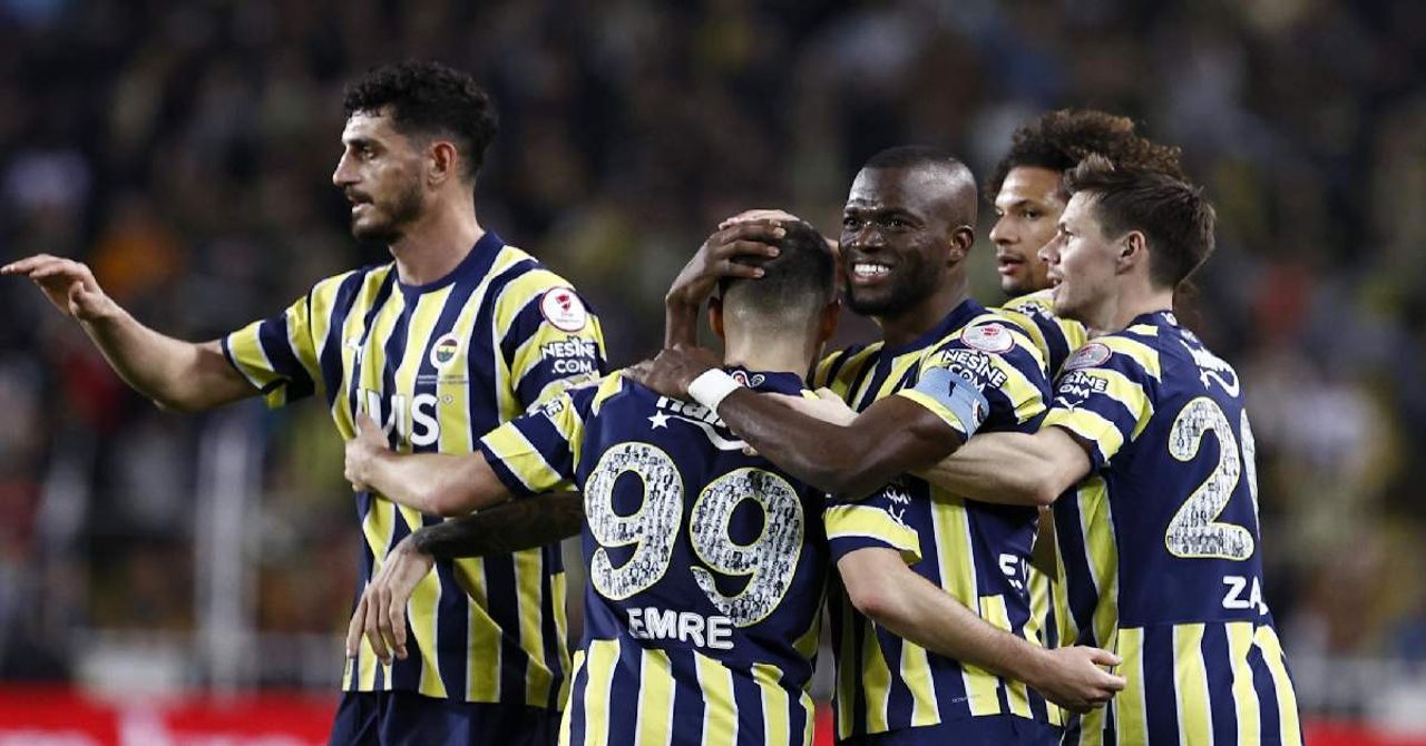Fenerbahçe Rizespor -1 Fenerbahçe Rizespor -1