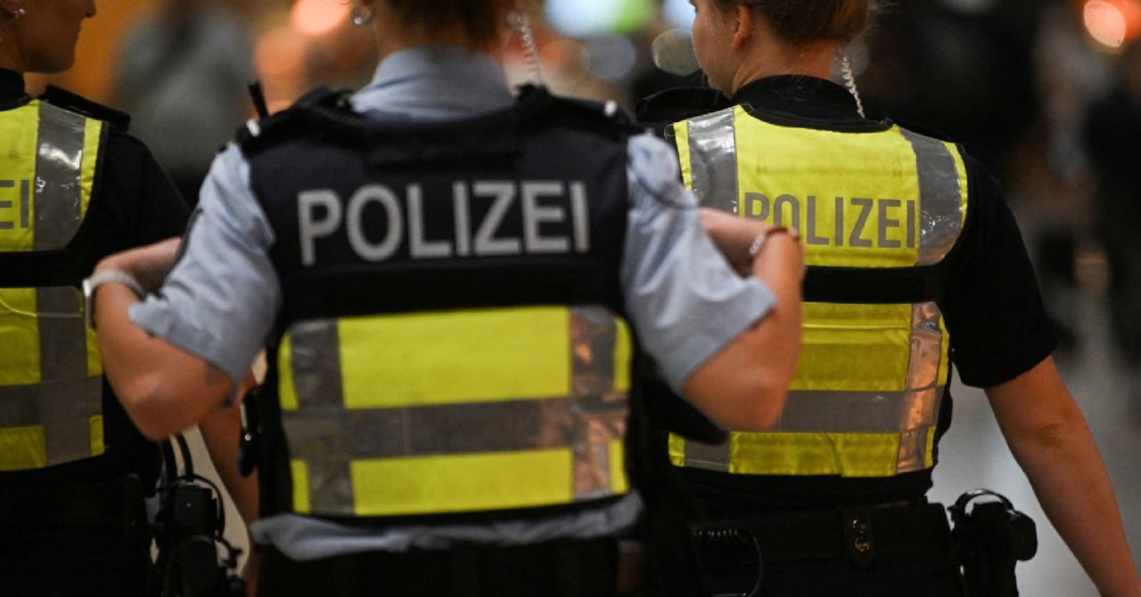 Frankfurt Havalimanı’nda iklim eylemi: 50 uçuş iptal edildi Frankfurt Havalimanı’nda iklim eylemi: 50 uçuş iptal edildi
